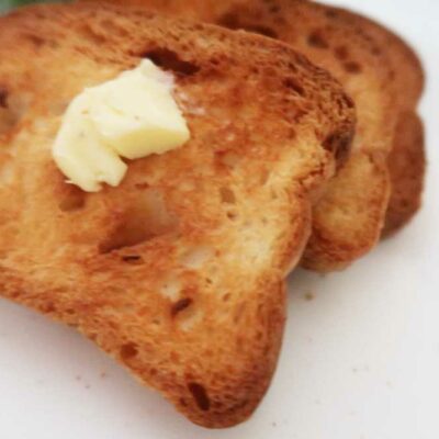 toast bread in air fryer