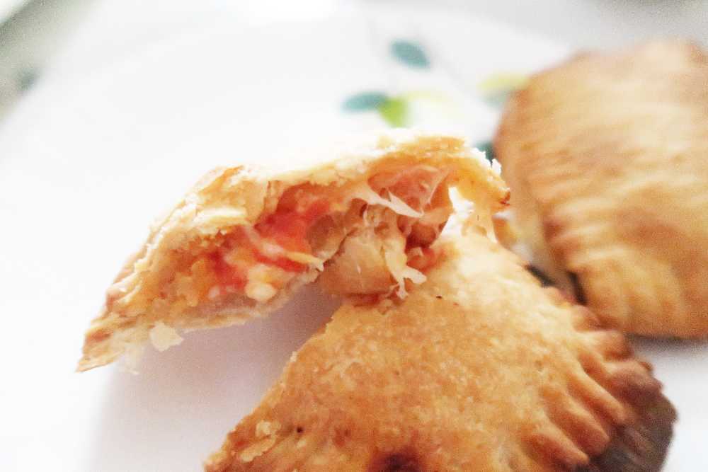 Air Fryer Pizza Pockets