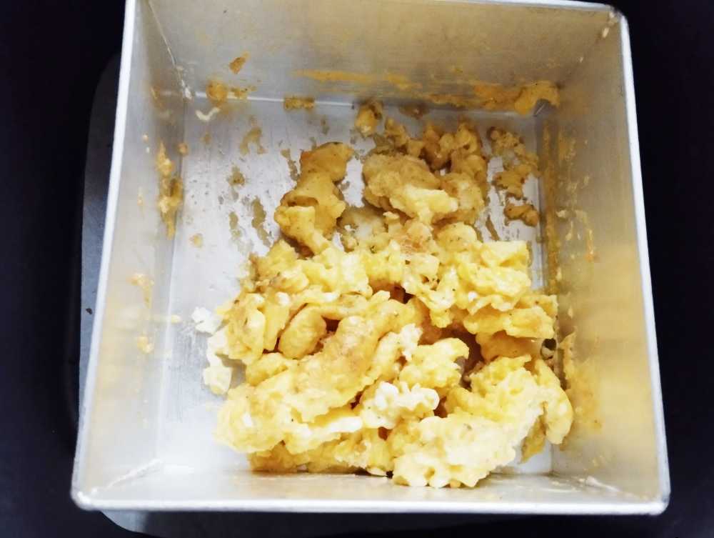 How to Cook Scrambled Eggs in Air Fryer