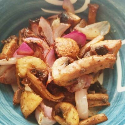 Air fryer mushrooms and onions